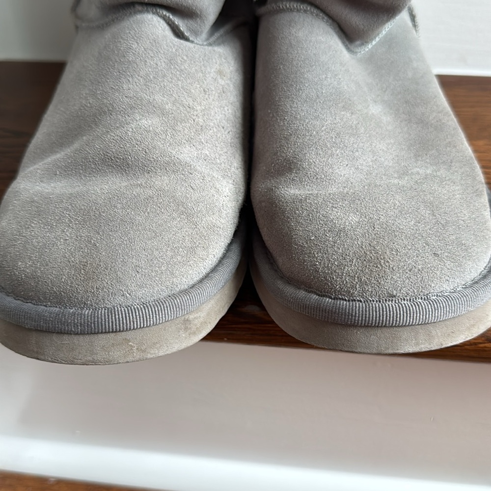Gray Uggs! - image 6